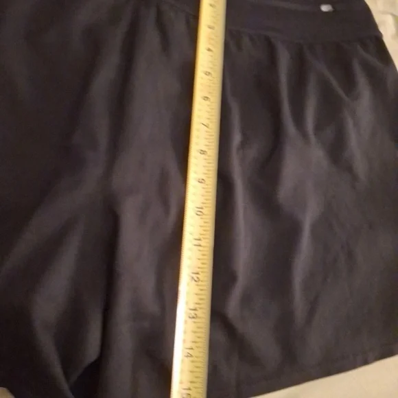 Nike Women's Black Athletic Shorts - Picture 4 of 7